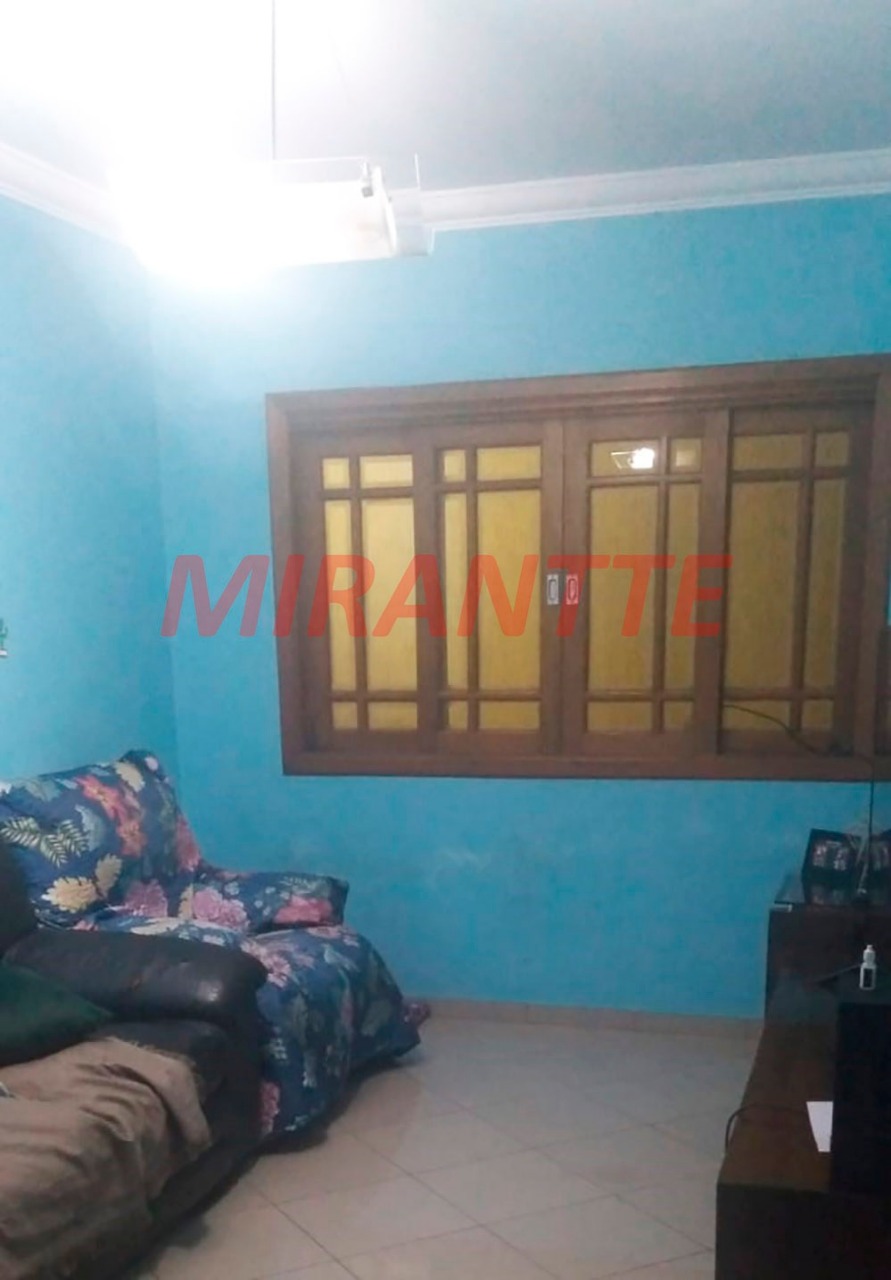 Sobrado de 210m² com 8 quartos em Catumbi