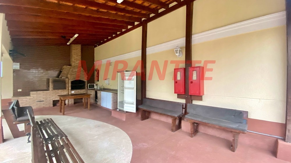 Cond. fechado de 147m² com 3 quartos em Imirim