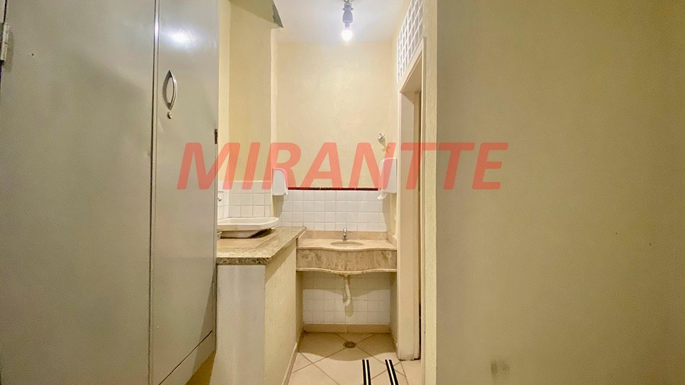 Cond. fechado de 147m² com 3 quartos em Imirim