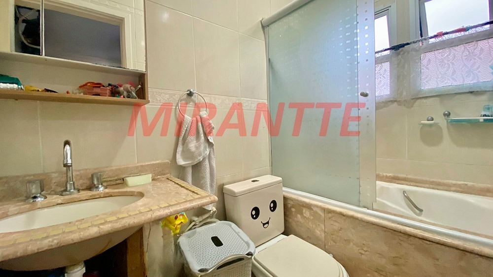 Cond. fechado de 147m² com 3 quartos em Imirim