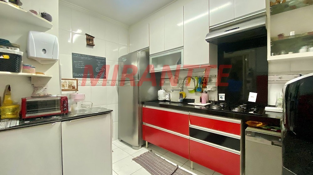 Cond. fechado de 147m² com 3 quartos em Imirim