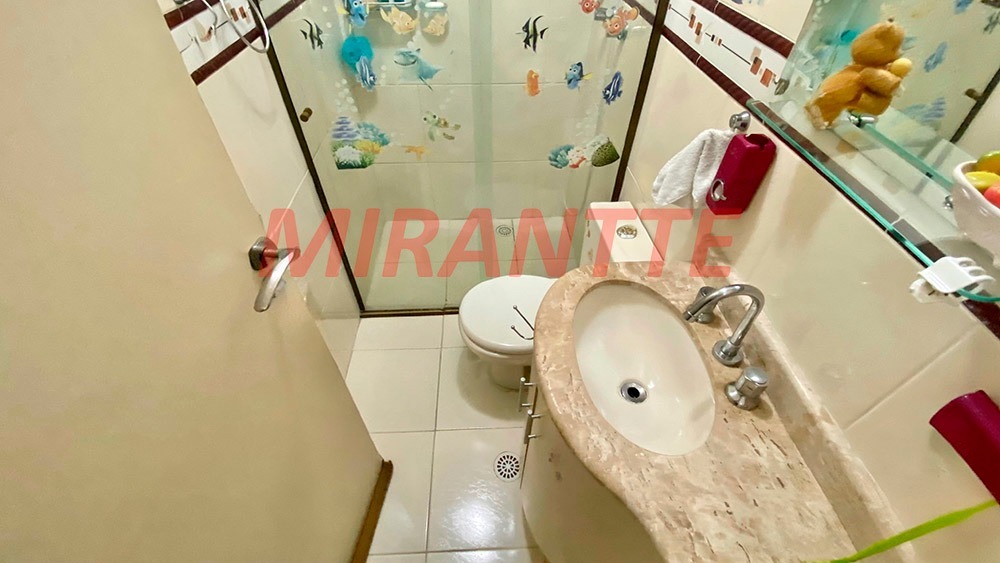 Cond. fechado de 147m² com 3 quartos em Imirim