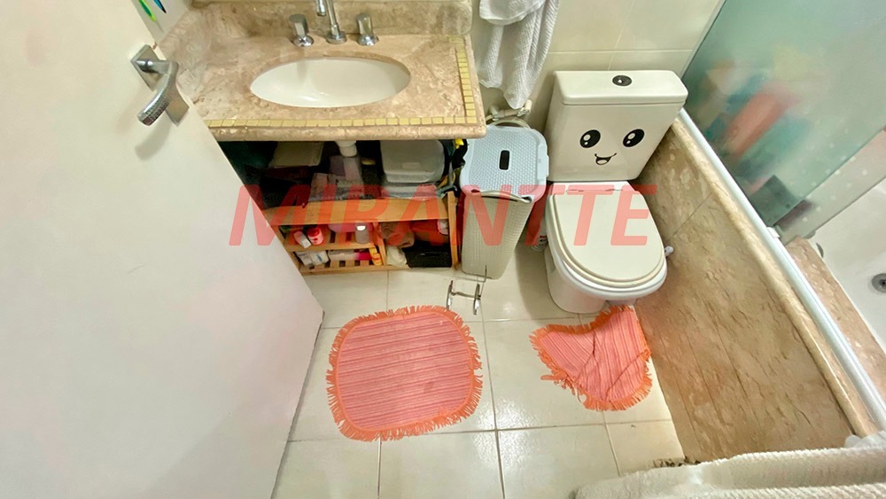Cond. fechado de 147m² com 3 quartos em Imirim