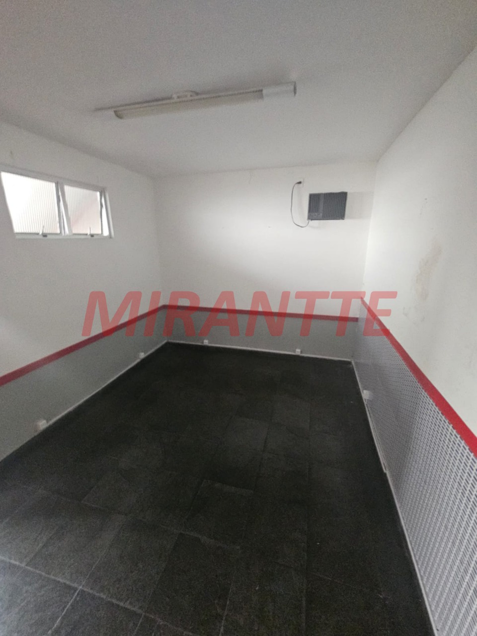 Galpao de 400m² em Vila Mazzei