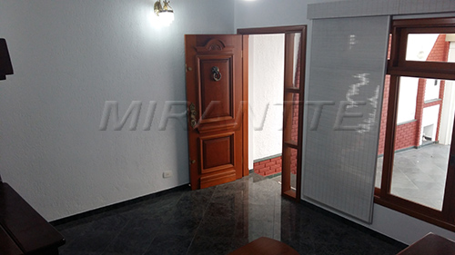 Sobrado de 140m² com 2 quartos em Jardim França