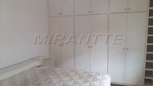 Sobrado de 140m² com 2 quartos em Jardim França
