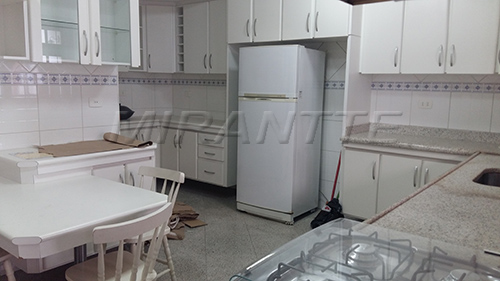 Sobrado de 140m² com 2 quartos em Jardim França