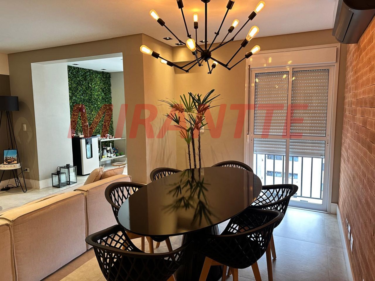 Apartamento de 89m² com 3 quartos em Água Fria