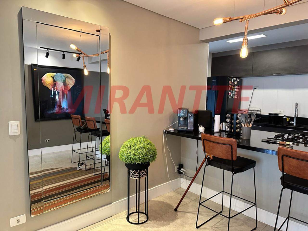 Apartamento de 89m² com 3 quartos em Água Fria