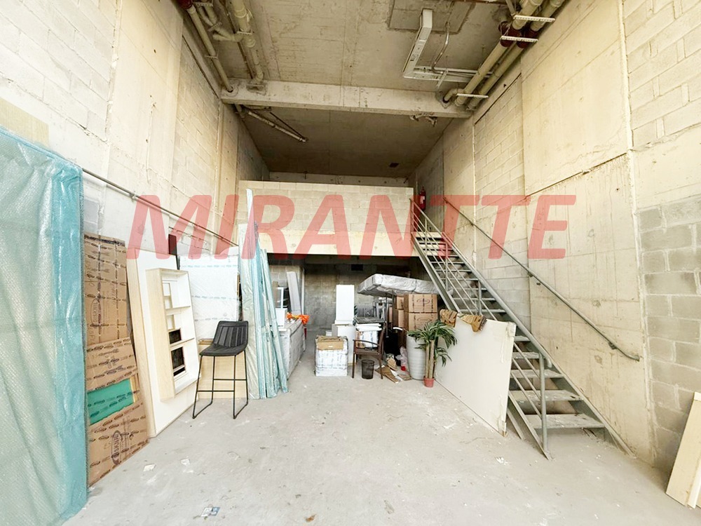 Comercial de 248m² em Bela Vista