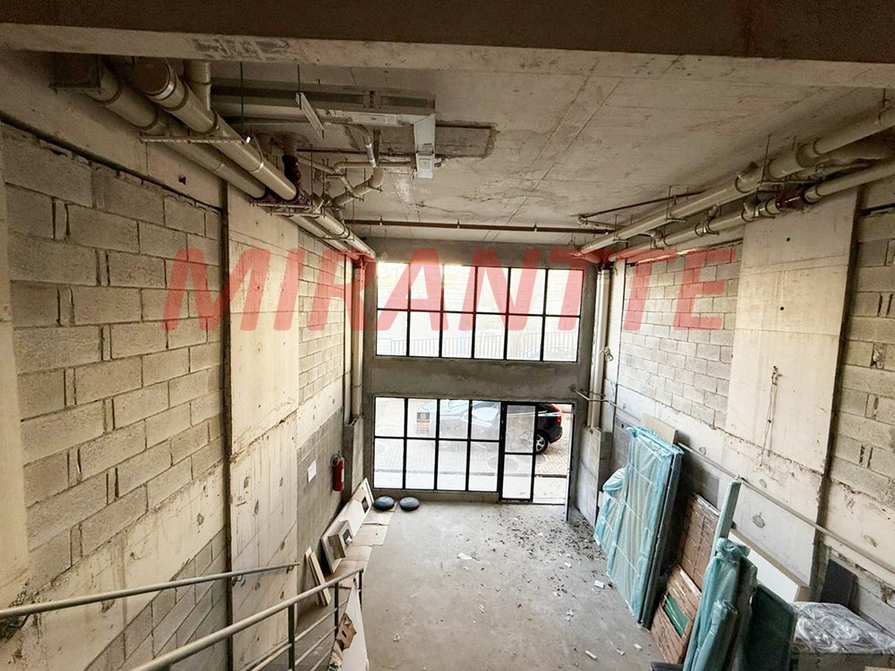 Comercial de 248m² em Bela Vista