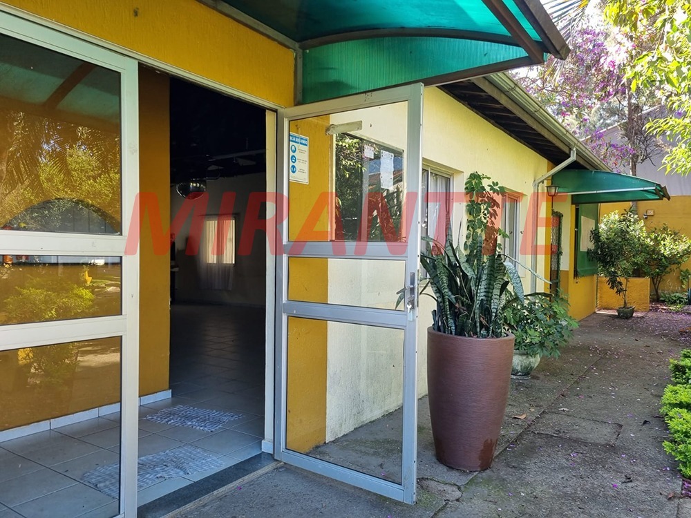 Cond. fechado de 80m² com 2 quartos em Jardim Flor do Campo