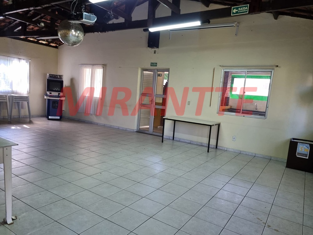 Cond. fechado de 80m² com 2 quartos em Jardim Flor do Campo