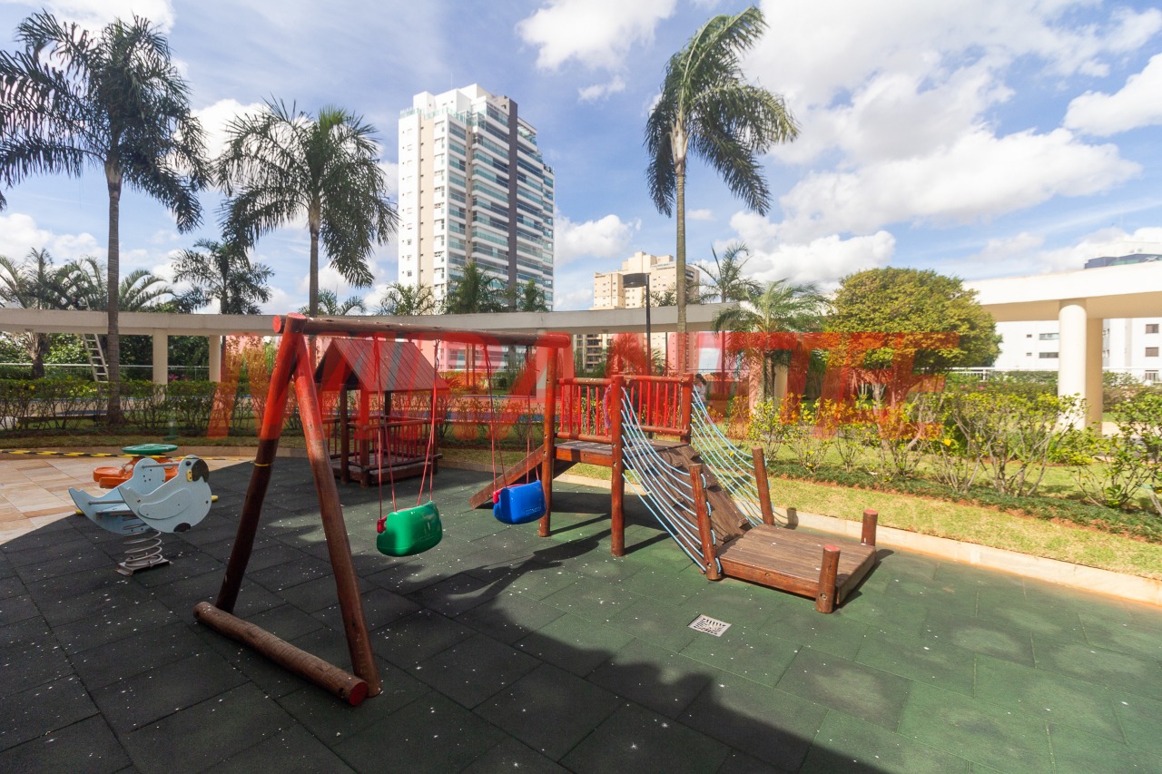 Apartamento de 146m² com 3 quartos em Santa Teresinha