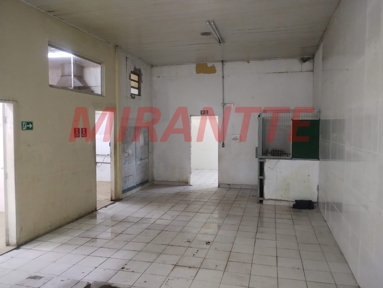 Comercial de 800m² em Casa Verde