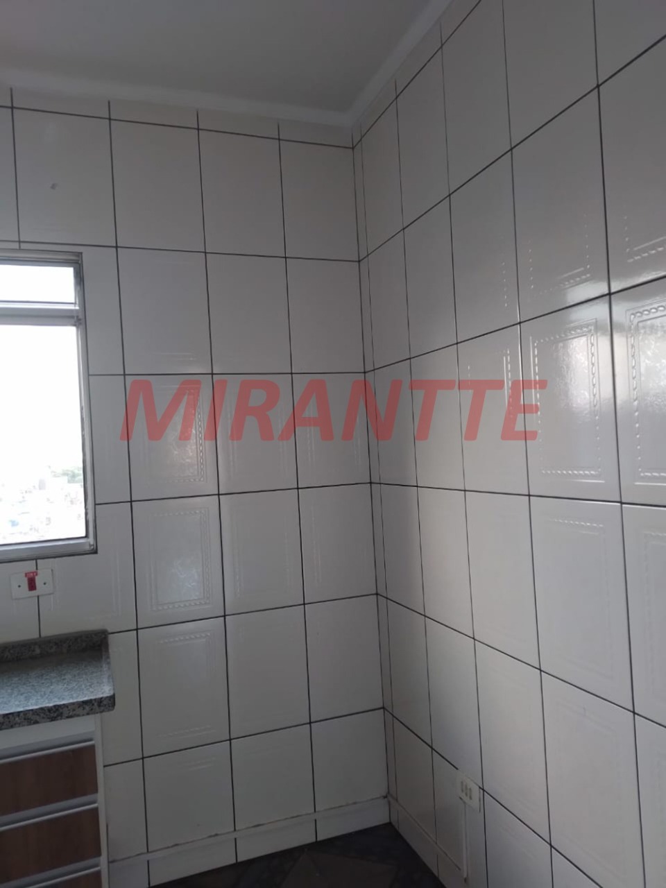 Sobrado de 204m² com 6 quartos em Jardim Fontalis