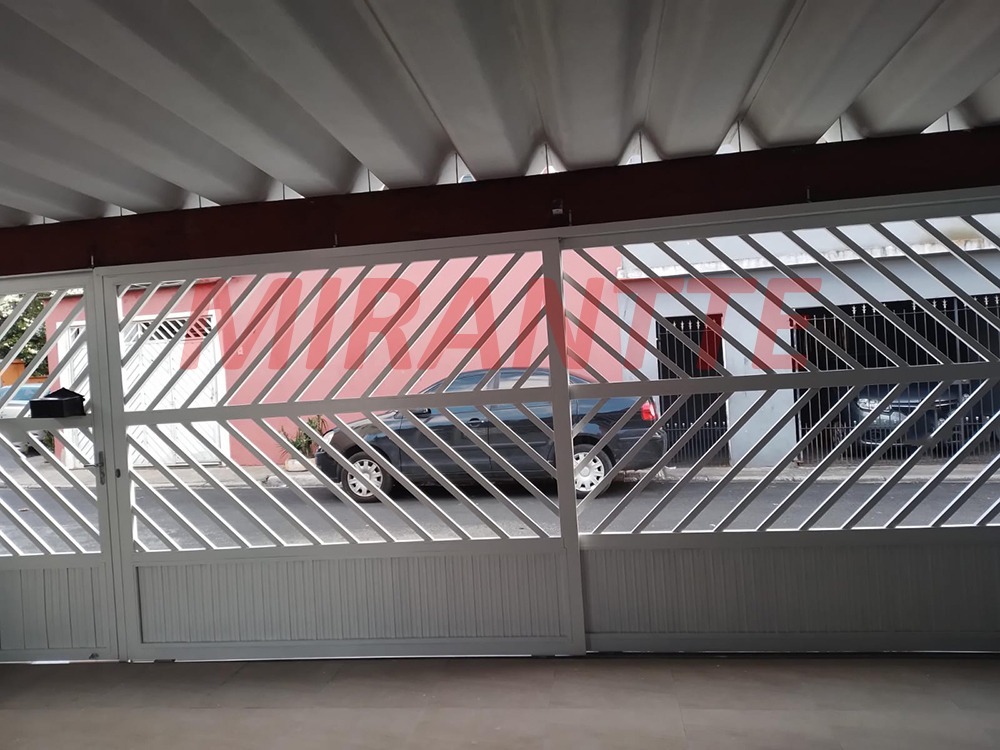 Sobrado de 204m² com 6 quartos em Jardim Fontalis