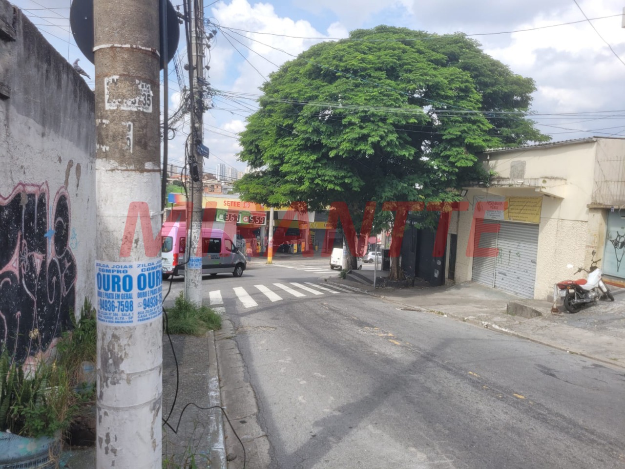 Sobrado de 430m² com 10 quartos em Vila Santa Maria