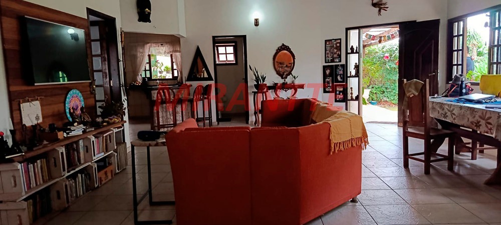 Casa terrea de 320m² com 2 quartos em Serra da Cantareira