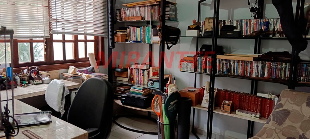 Casa terrea de 320m² com 2 quartos em Serra da Cantareira