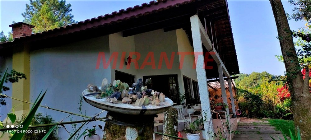 Casa terrea de 320m² com 2 quartos em Serra da Cantareira