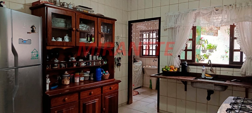 Casa terrea de 320m² com 2 quartos em Serra da Cantareira