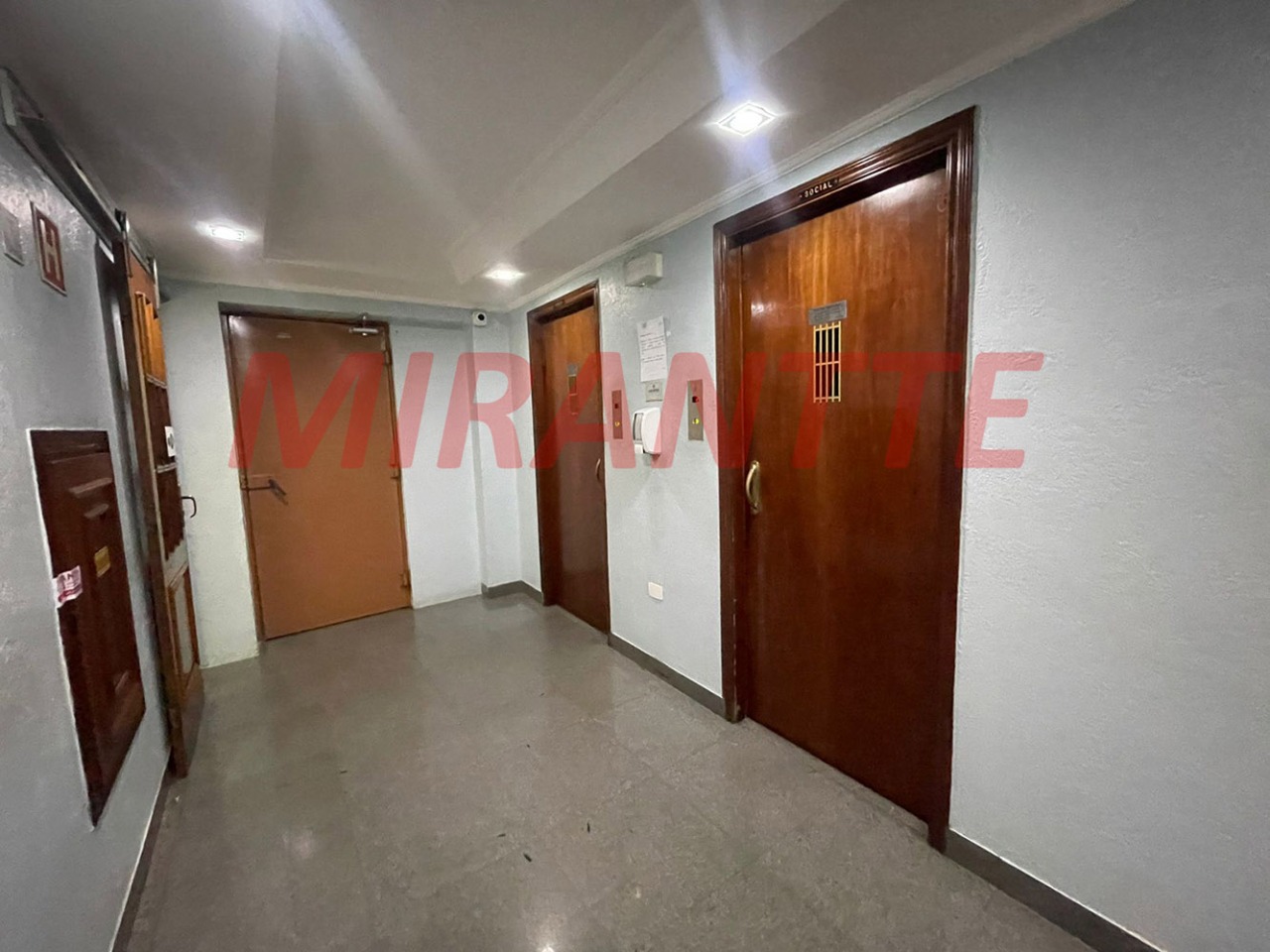 Apartamento de 68m² com 2 quartos em Santana