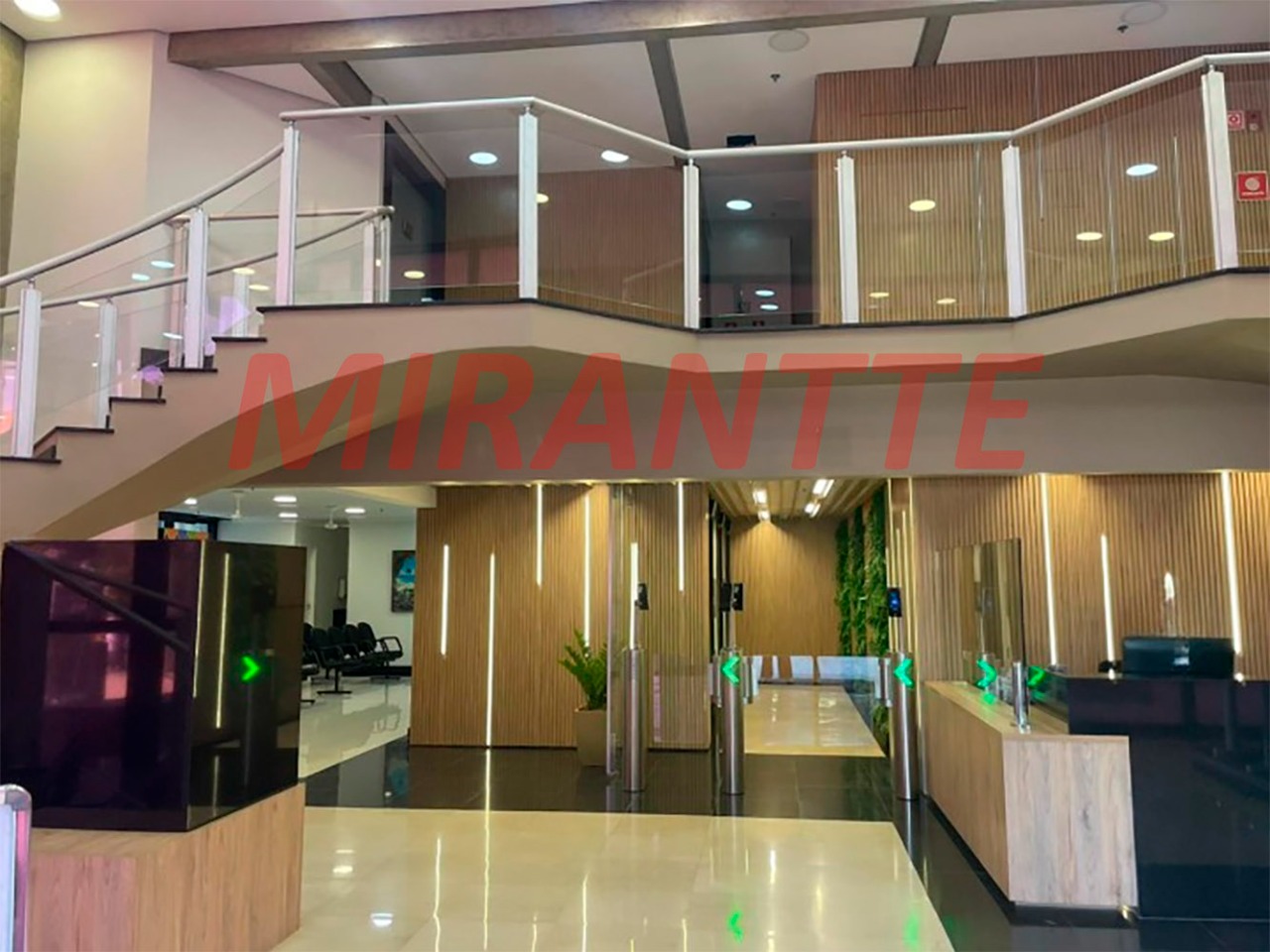 Comercial de 34m² em Santana
