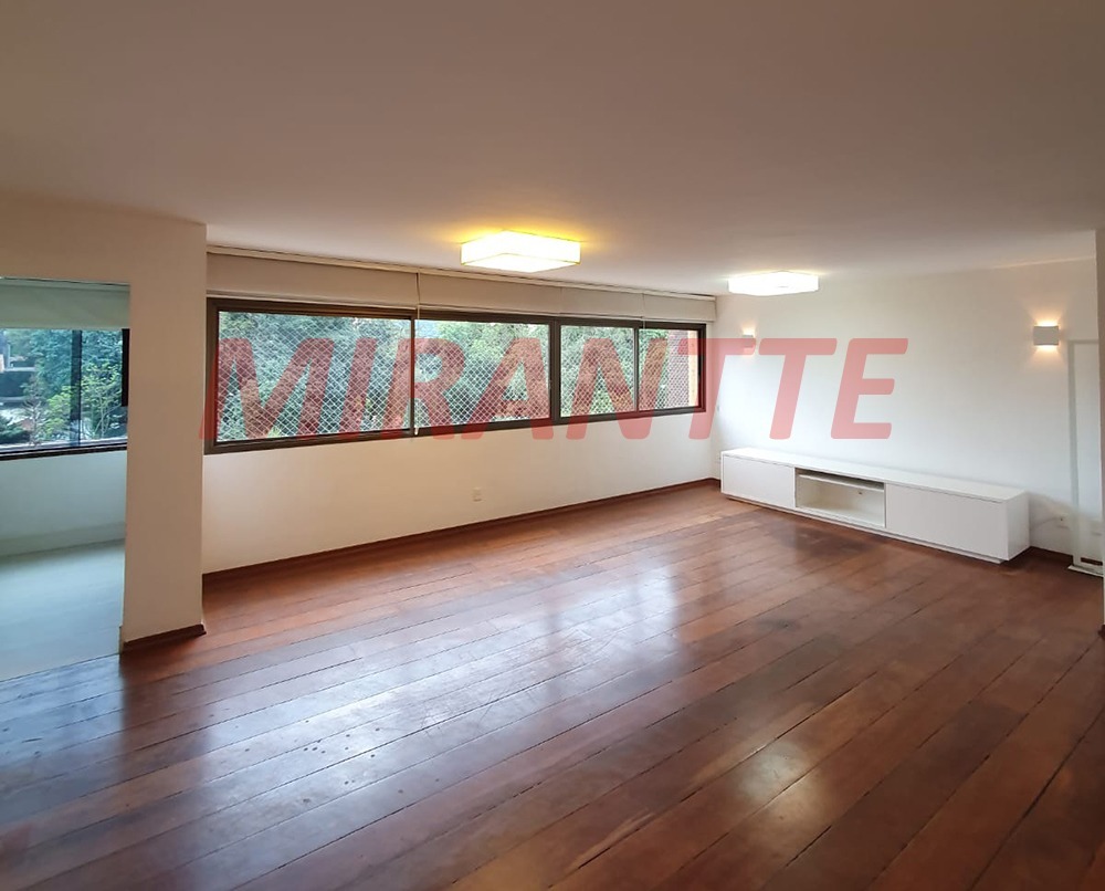 Apartamento de 151.5m² com 3 quartos em Vila Albertina