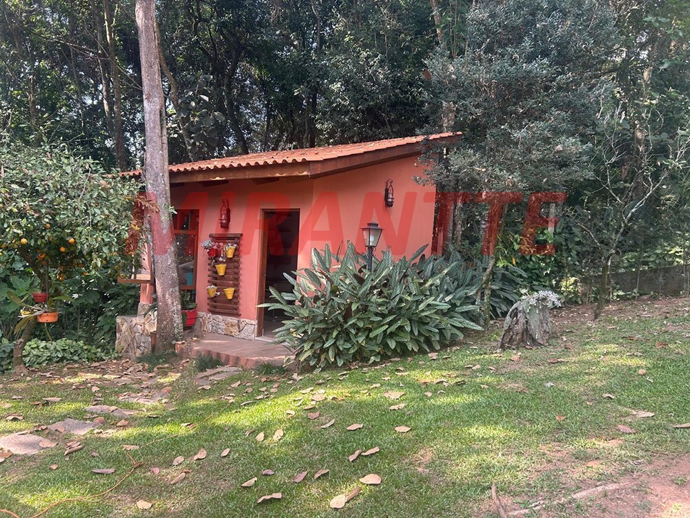 Cond. fechado de 299.76m² com 4 quartos em Roseira