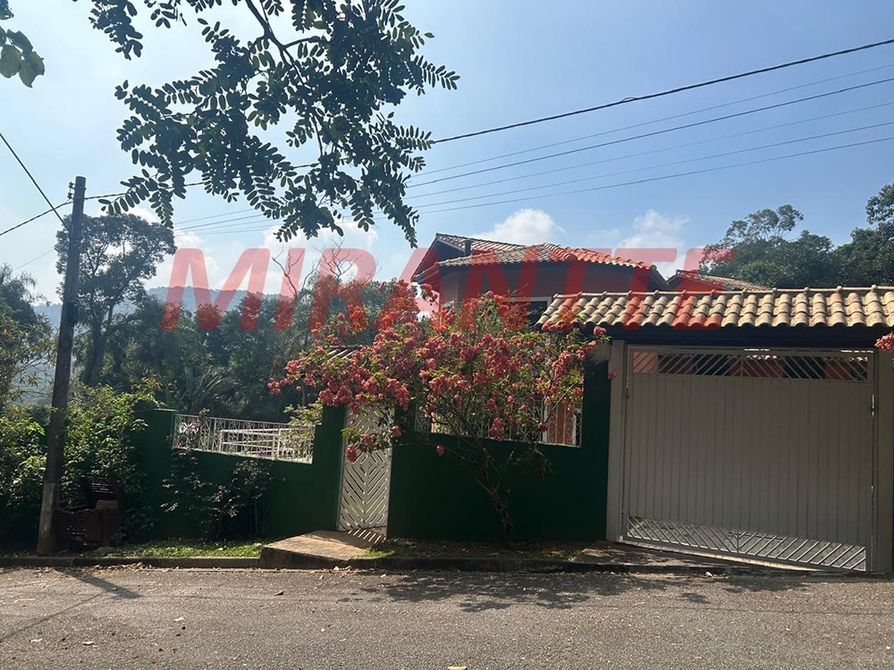 Cond. fechado de 299.76m² com 4 quartos em Roseira