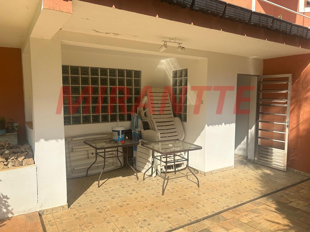 Cond. fechado de 299.76m² com 4 quartos em Roseira