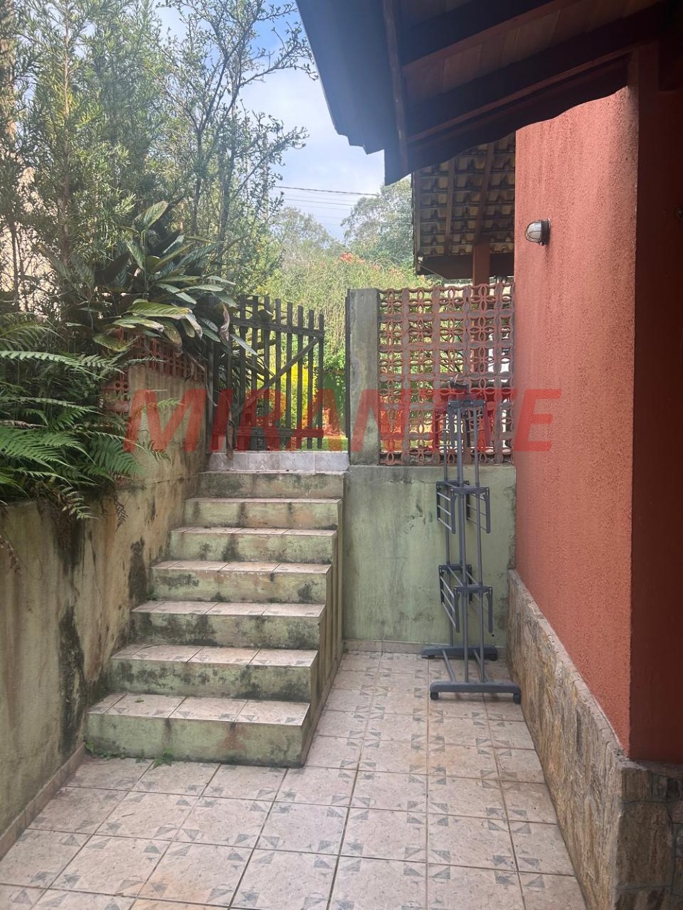 Cond. fechado de 299.76m² com 4 quartos em Roseira