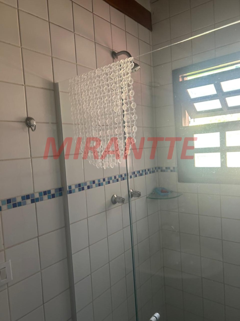 Cond. fechado de 299.76m² com 4 quartos em Roseira
