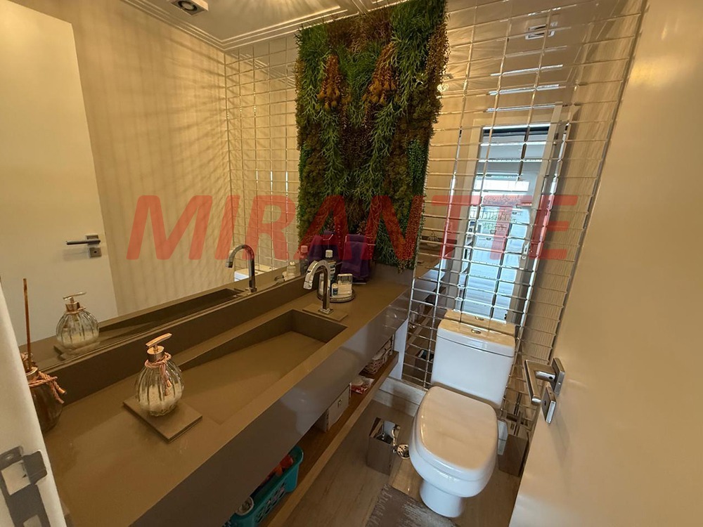 Apartamento de 264m² com 4 quartos em Santa Teresinha