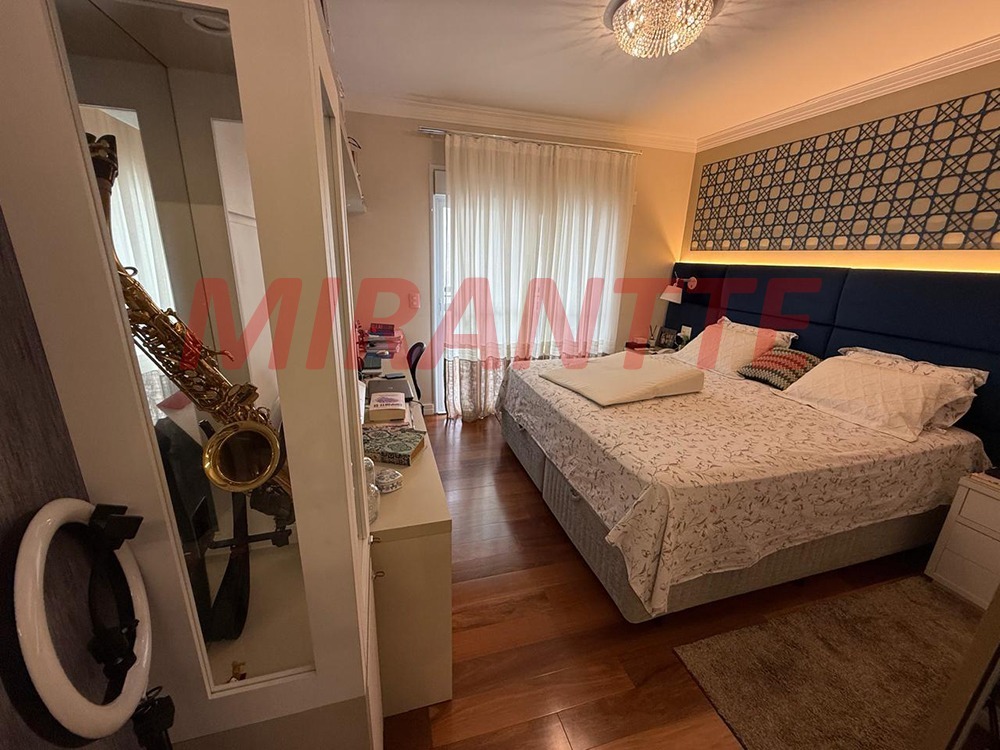 Apartamento de 264m² com 4 quartos em Santa Teresinha