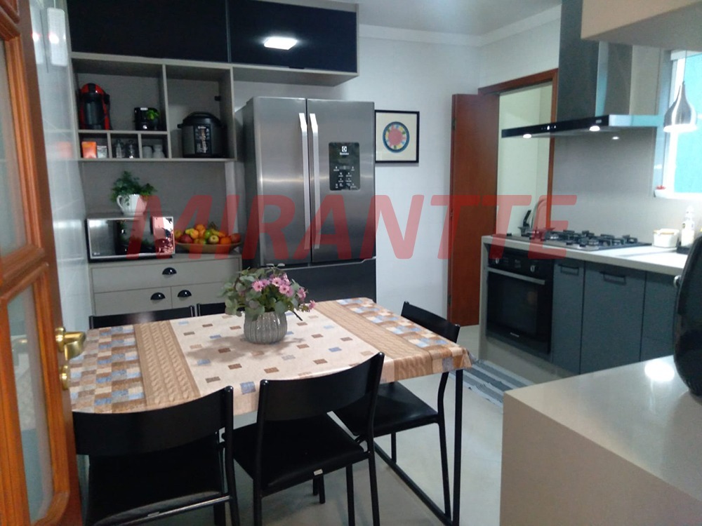 Sobrado de 197m² com 3 quartos em Tucuruvi
