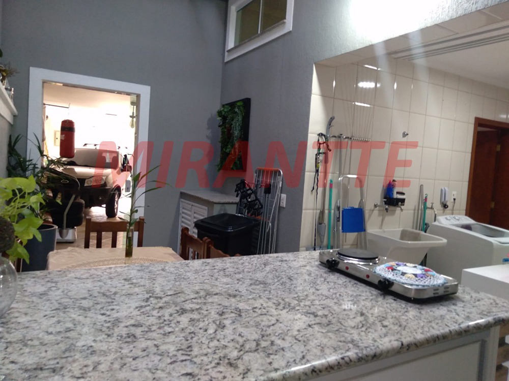 Sobrado de 197m² com 3 quartos em Tucuruvi
