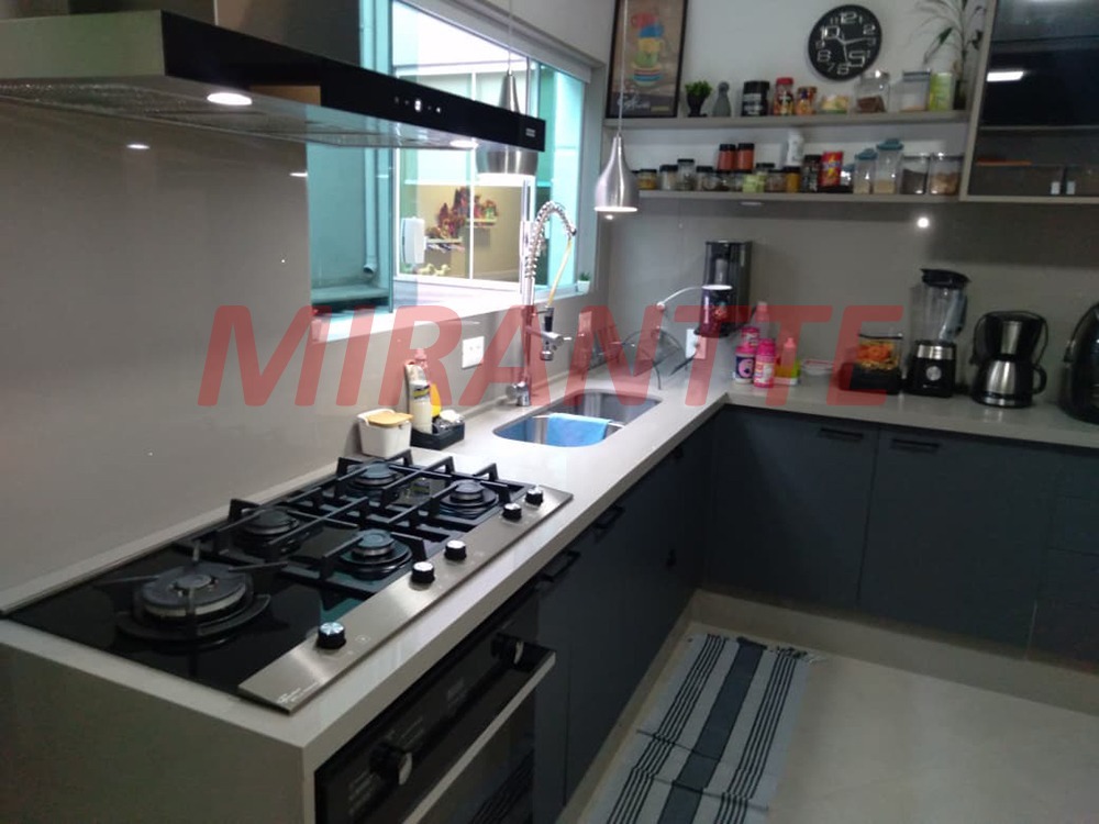 Sobrado de 197m² com 3 quartos em Tucuruvi