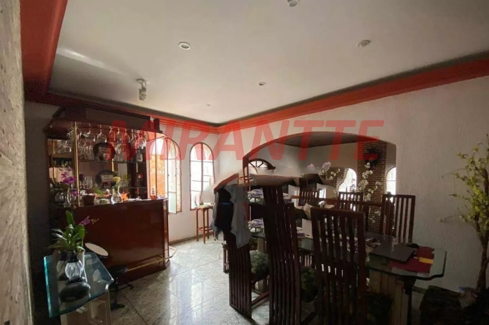 Sobrado de 180m² com 3 quartos em Carandiru
