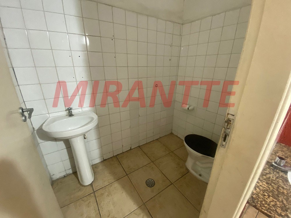 Comercial de 150m² em Santana
