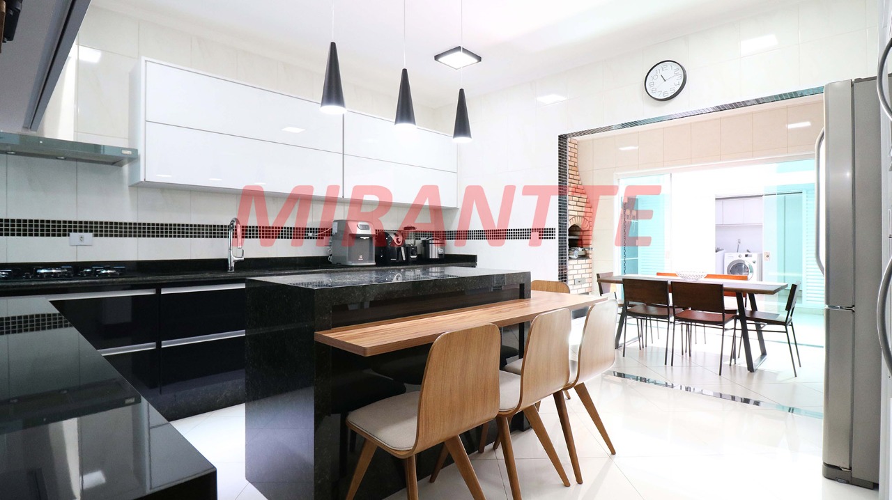 Sobrado de 216m² com 3 quartos em Vila  Guilherme