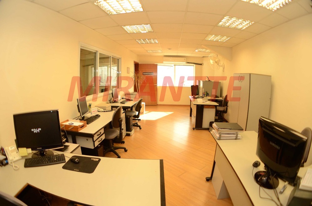 Comercial de 2000m² em Vila Isolina Mazzei