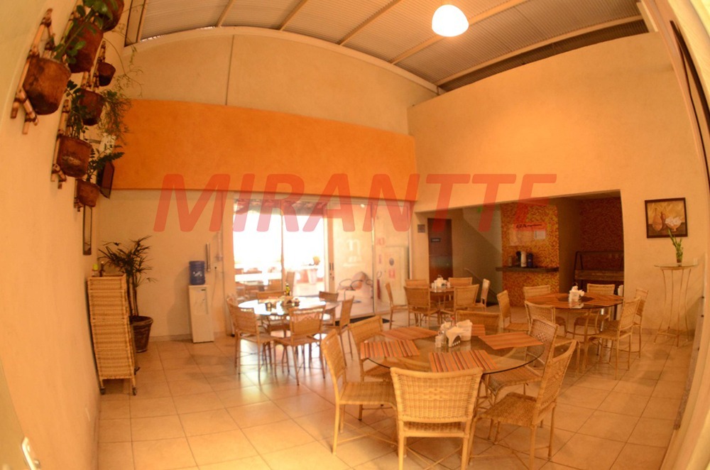 Comercial de 2000m² em Vila Isolina Mazzei