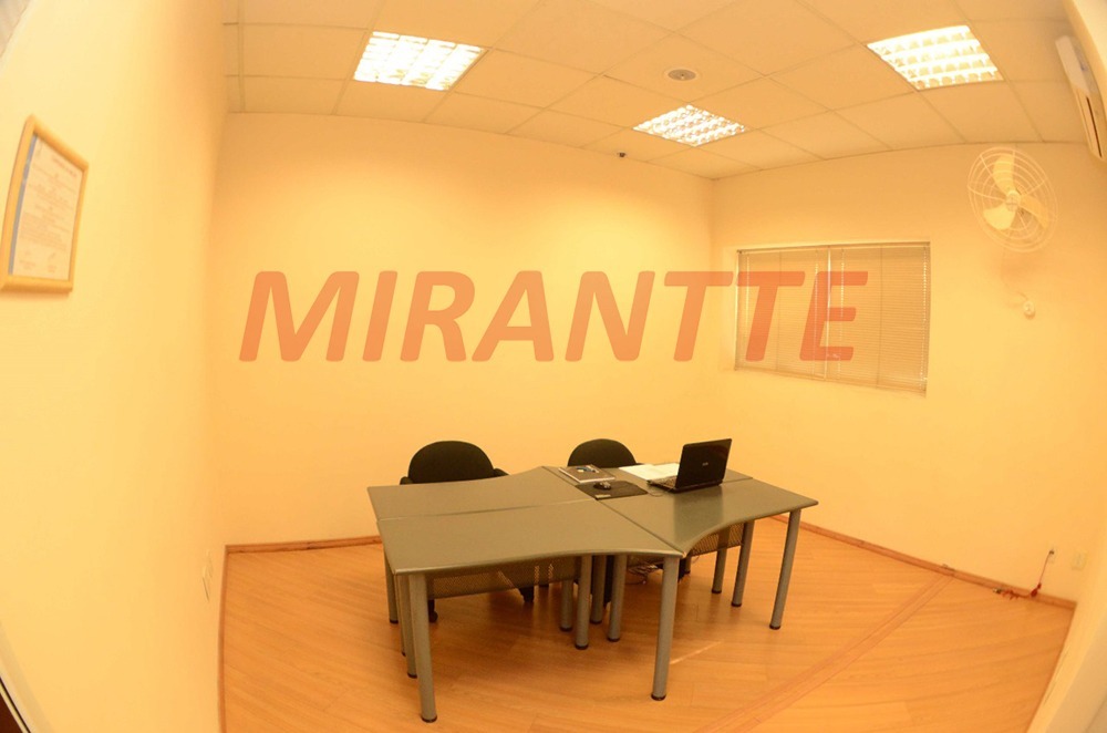 Comercial de 2000m² em Vila Isolina Mazzei