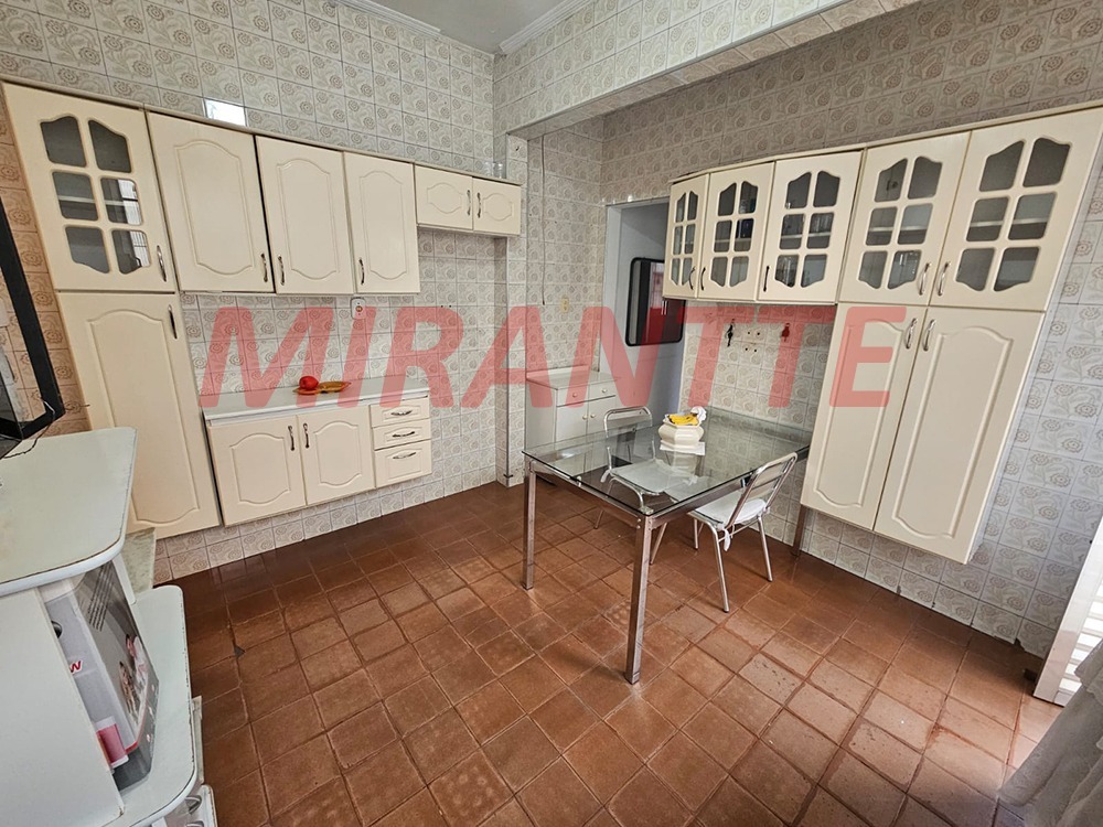 Casa terrea de 160m² com 6 quartos em Vila Nova Carolina