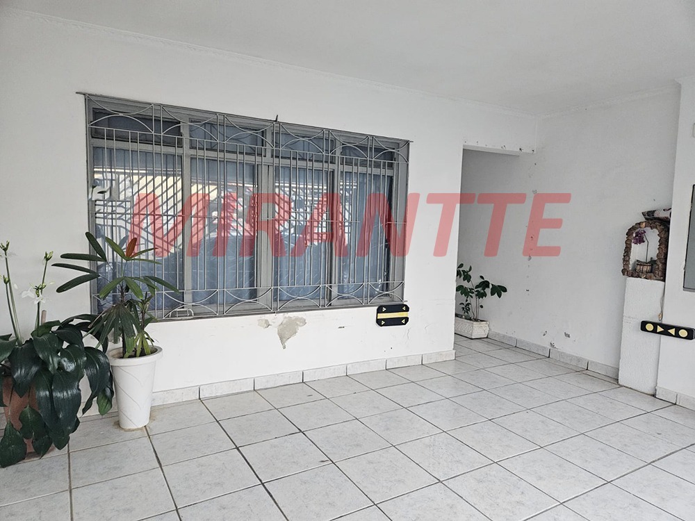 Casa terrea de 160m² com 6 quartos em Vila Nova Carolina