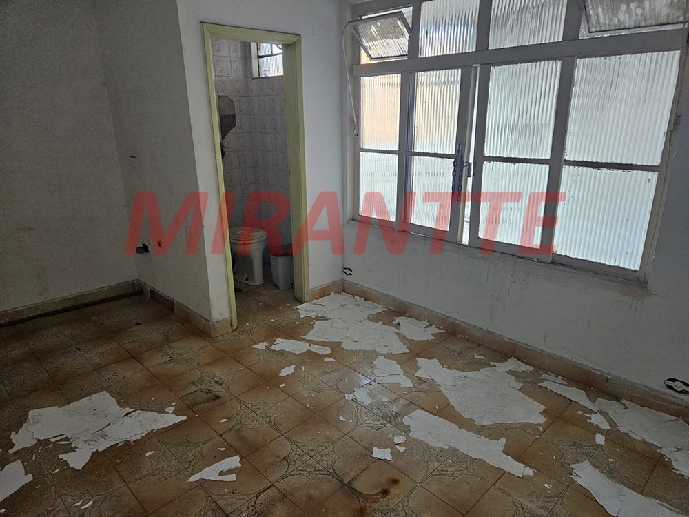 Casa terrea de 160m² com 6 quartos em Vila Nova Carolina