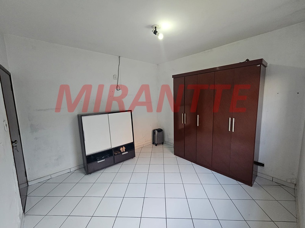 Casa terrea de 160m² com 6 quartos em Vila Nova Carolina