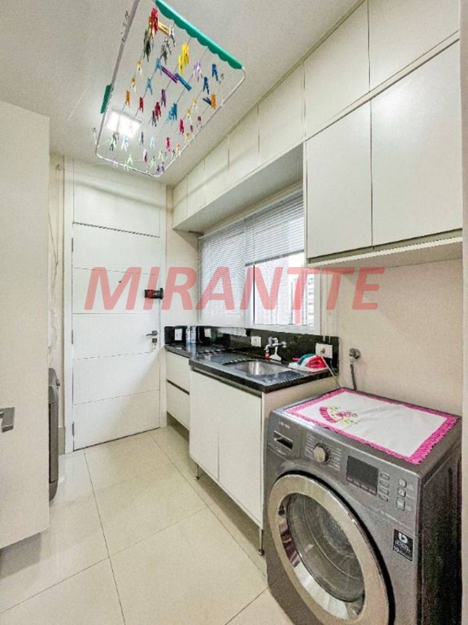 Apartamento de 350m² com 3 quartos em Santana
